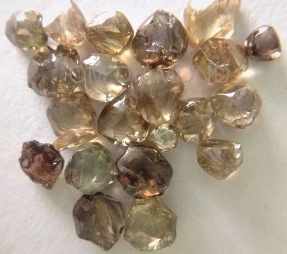 Glossy Brown Rough Diamonds